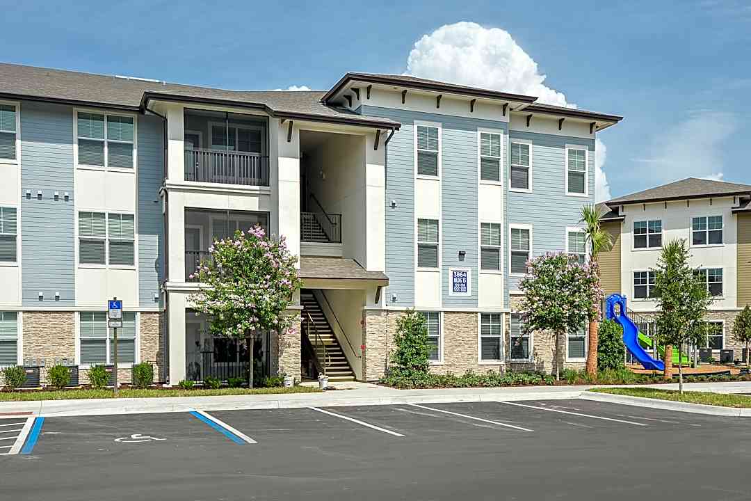 Bainbridge Casselberry 3851 Grandpine Way Casselberry Fl Apartments For Rent Rent Com