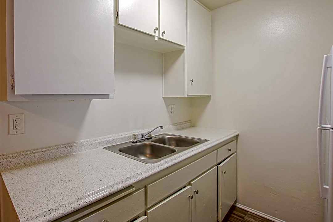 Garden View - 250 S Rose St Escondido Ca Apartments For Rent Rentcom