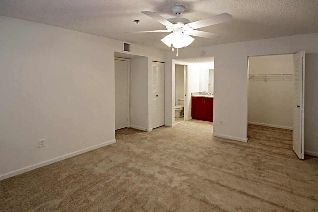 regency square apartments odessa tx