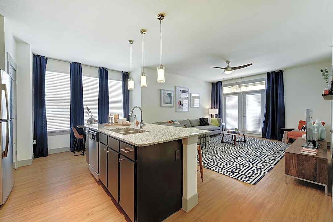 ocotillo apartments 8000 w us 290 hwy austin tx apartments for rent rent com