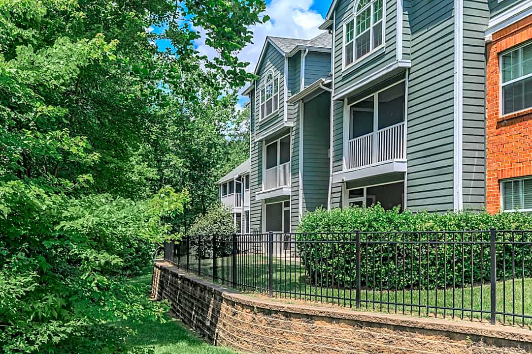 The Ashberry 8017 Ashberry Ln Pasadena Md Apartments For Rent Rent Com