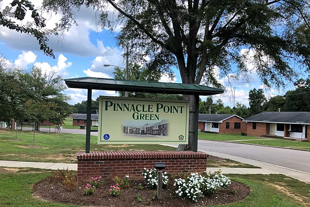 Pinnacle Point Green - 820 Starmount Circle Wilson Nc Apartments For Rent Rentcom