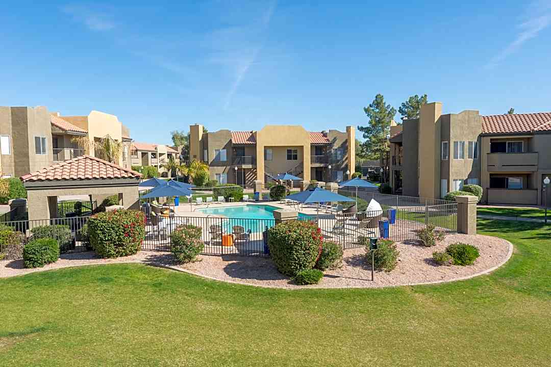Allegro Apartments 4411 E Chandler Blvd Phoenix Az Apartments For Rent Rent Com
