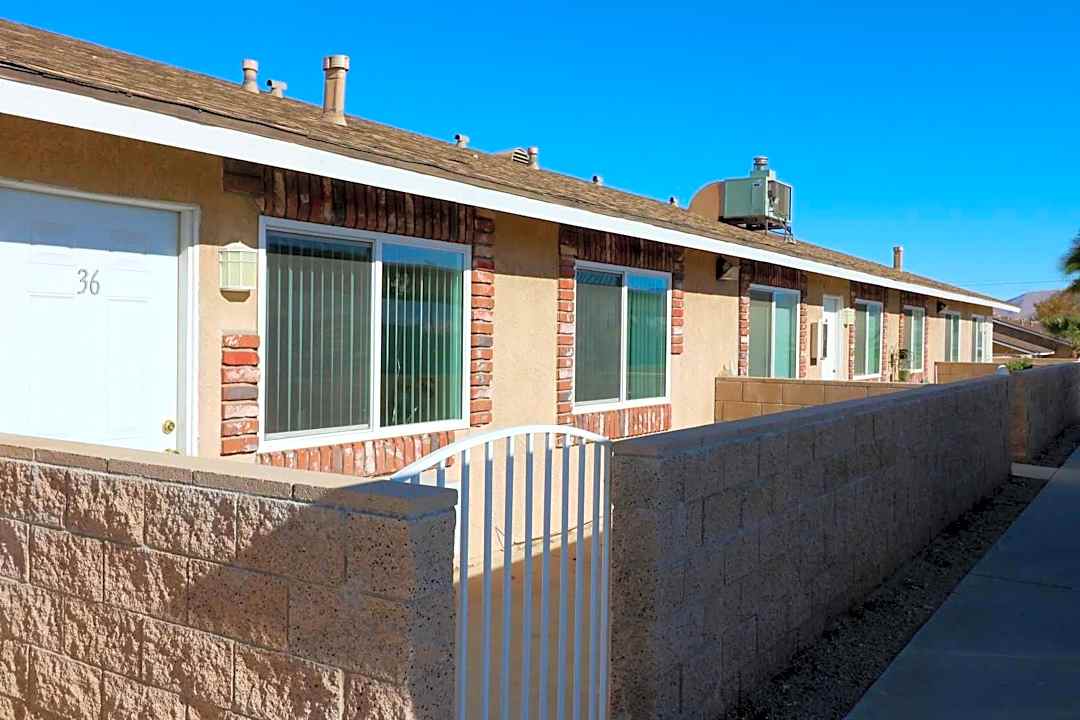 Desert View Apartments - 8948 E Ave Hesperia Ca Apartments For Rent Rentcom
