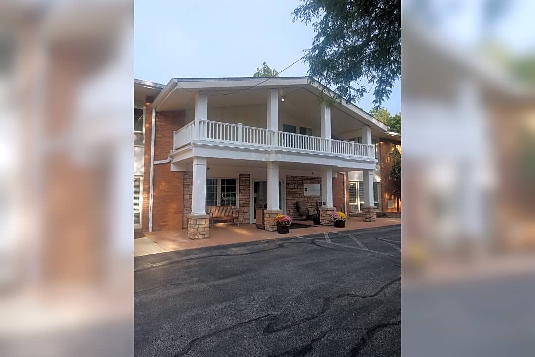 Manor Respite Suite - 150 Cleveland St | Chagrin Falls, OH Apartments for  Rent | Rent.