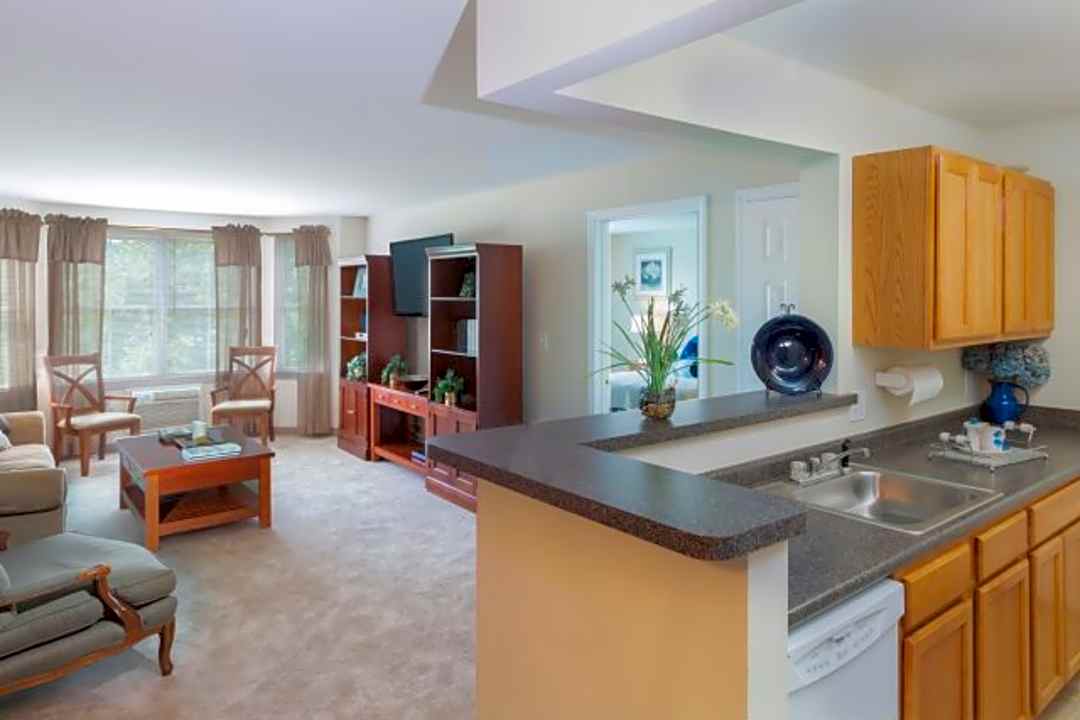 Emerson Place - 21 Spencer St Lebanon Nh Apartments For Rent Rentcom