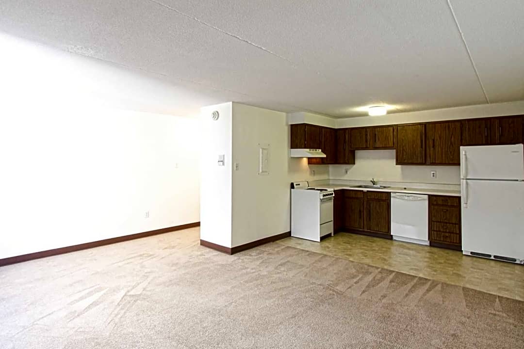 Lincoln Lee Manor - 231 Lincoln St | Johnstown, PA Apartments for Rent |  Rent.