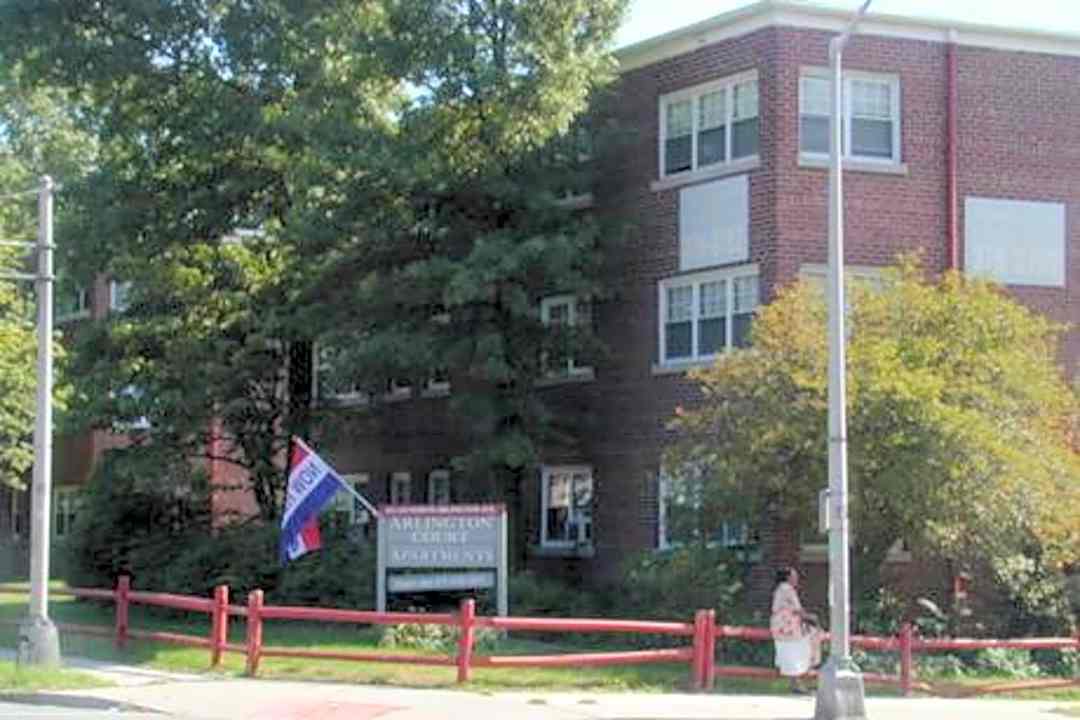 Arlington Court Apartments 212 N Arlington Ave East Orange Nj Apartments For Rent Rent Com