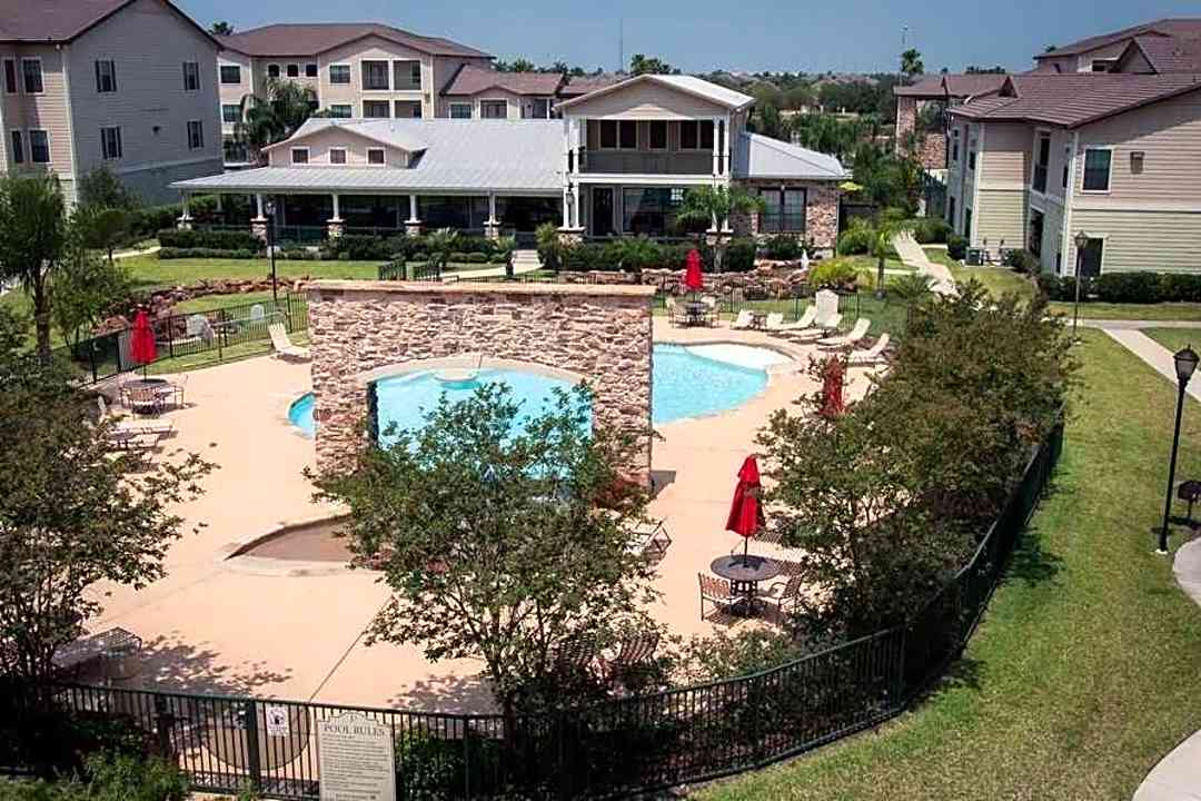 the plantation apartments mcallen tx