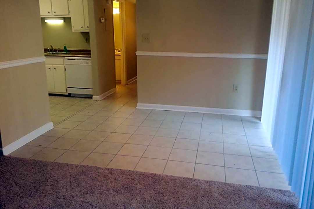 chatham forest apartments townhomes 880 glendale dr cary nc apartments for rent rent com