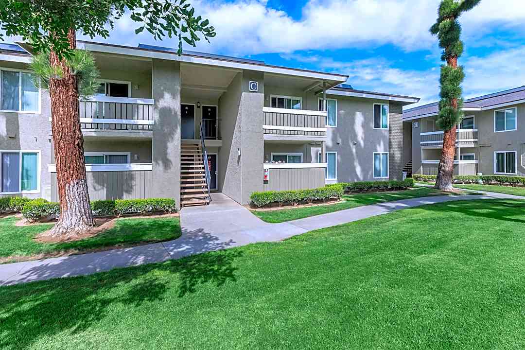 The Terrace 3572 Banbury Dr Riverside Ca Apartments For Rent Rent Com