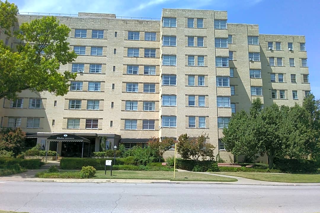 Johnstone Apartments 821 S Johnstone Ave Bartlesville Ok Apartments For Rent Rent Com [ 720 x 1080 Pixel ]