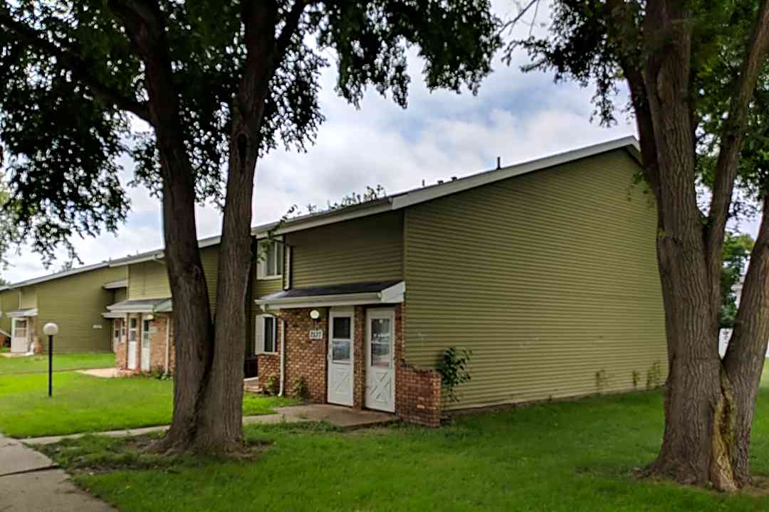 applewood 1 2517 nw 14th st ankeny ia apartments for rent rent com