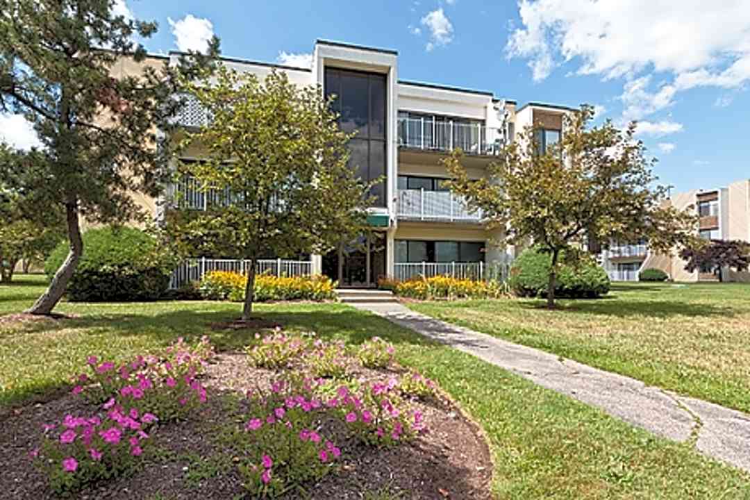braintree village 2 mccusker drive braintree ma apartments for rent rent com