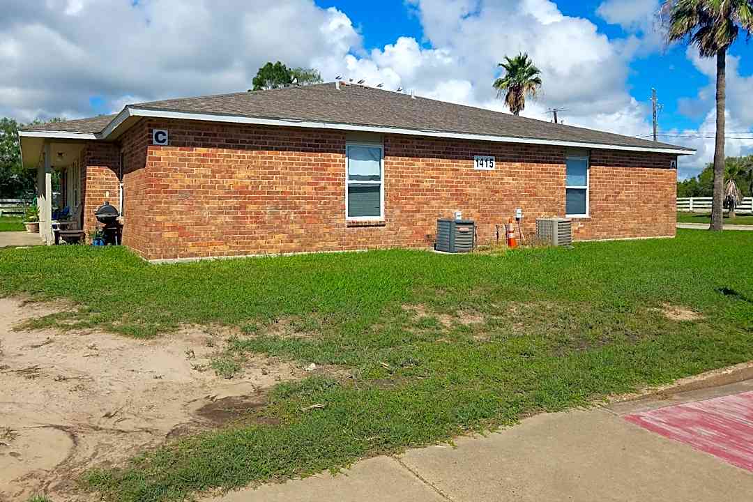 bahia palms apartments 1303 pino dr laguna vista tx apartments for rent rent com