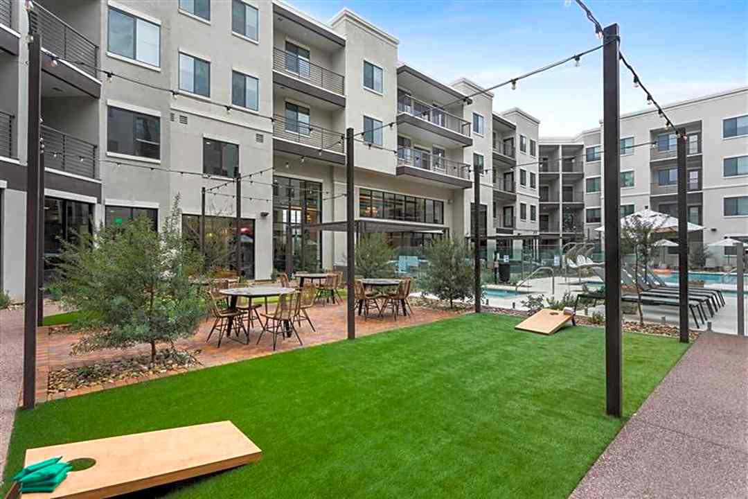 Alta North Central 777 E Stella Ln Phoenix Az Apartments For Rent Rent Com
