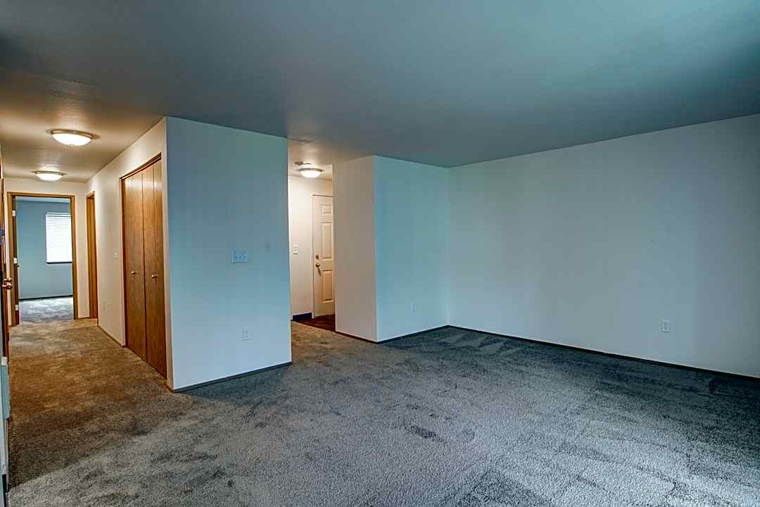 Alpine Meadows 1717 Se Orient Drive Gresham Or Apartments For Rent Rent Com