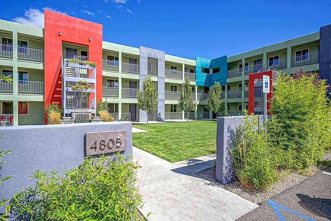 The Q At Nob Hill 4805 Marquette Ave Ne Albuquerque Nm Apartments For Rent Rent Com