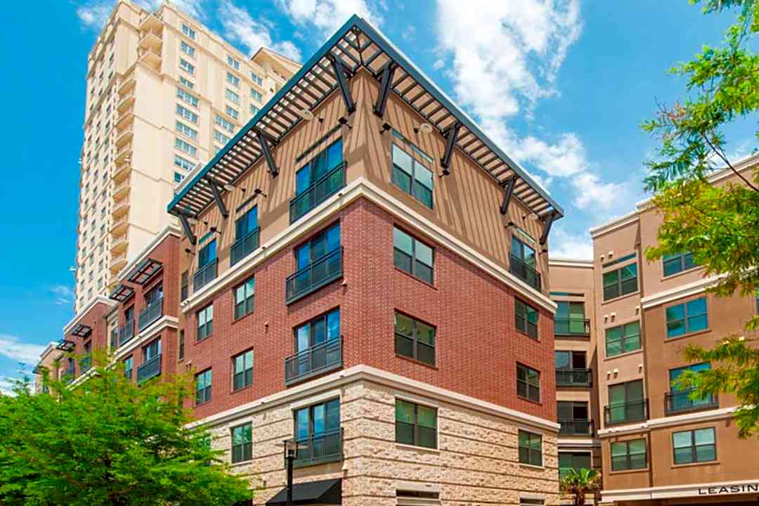 Amli Uptown 2525 Mccue Rd Houston Tx Apartments For Rent Rent Com