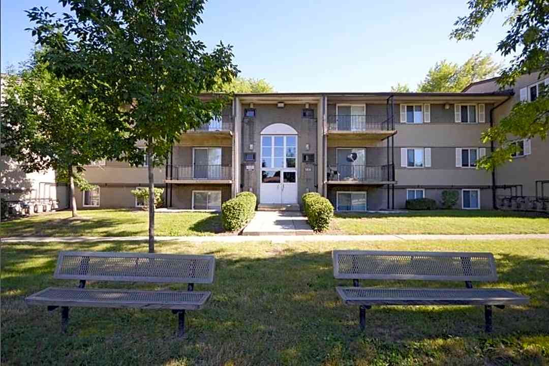 Pangea Parkwest Apartments 5816 W 38th St Indianapolis In Apartments For Rent Rent Com