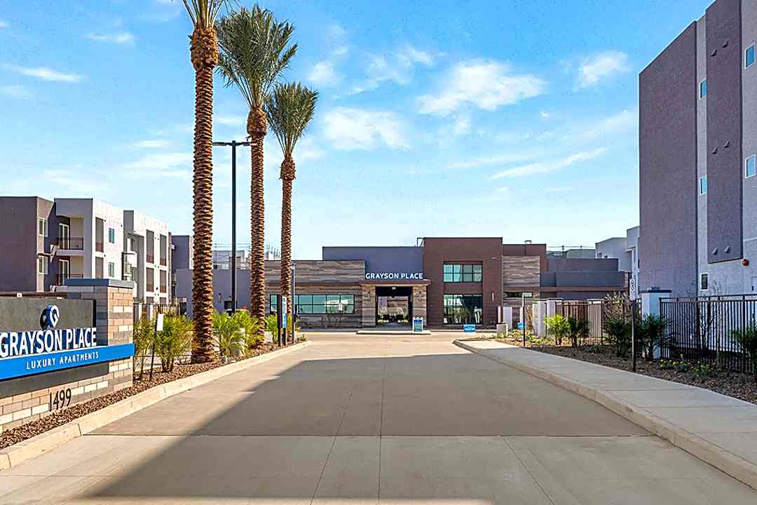 grayson place 1499 n 159th ave goodyear az apartments for rent rent com