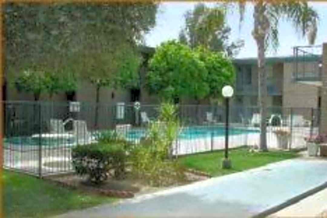 Glen Arbor Apartments 2250 W Glendale Ave Phoenix Az Apartments For Rent Rent Com