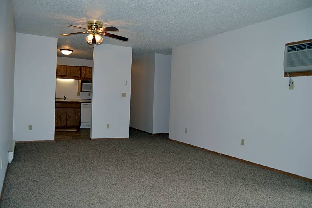 Kentwood Manor Office - 3238 16th Avenue S | Fargo, ND Apartments for Rent  | Rent.