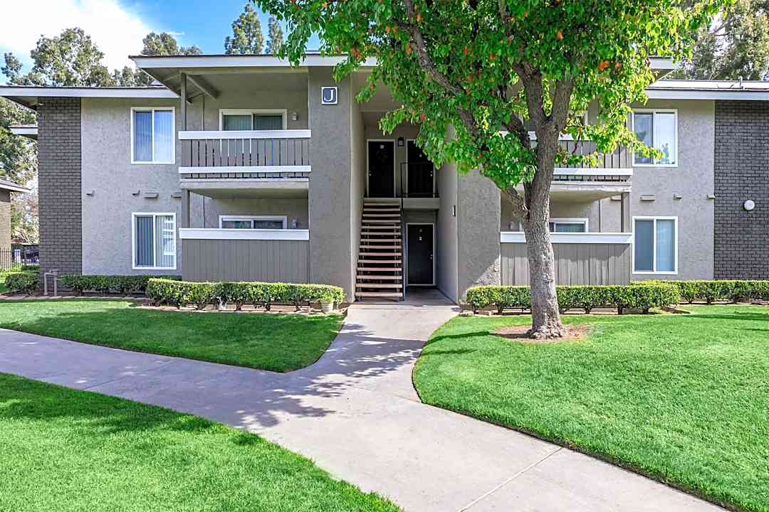 The Terrace 3572 Banbury Dr Riverside Ca Apartments For Rent Rent Com