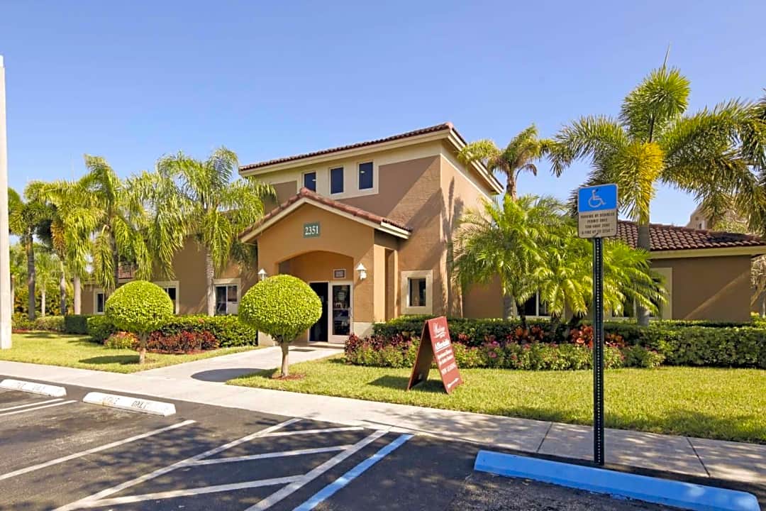 Westview Garden Apartments - Senior Community - 2351 Nw 119th St Miami Fl Apartments For Rent Rentcom