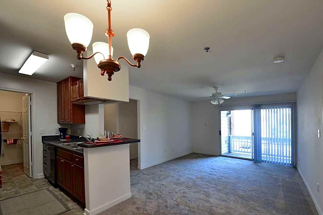 charter creek 9440 pleasant point way ashland va apartments for rent rent com