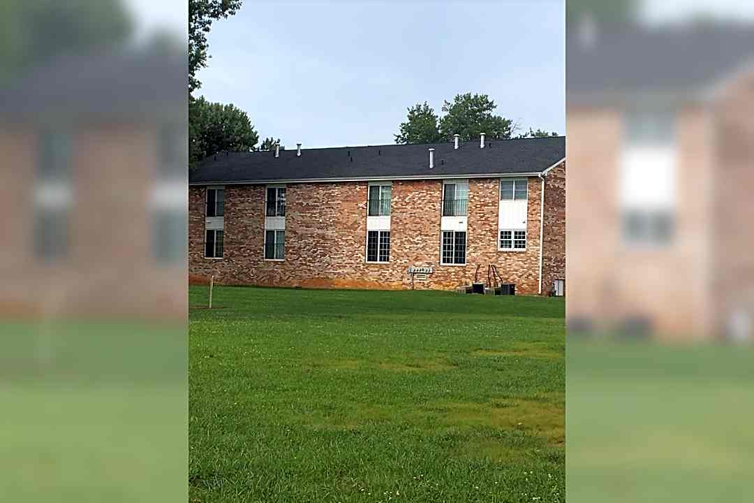 brandon ladd 1750 rosser ave waynesboro va apartments for rent rent com