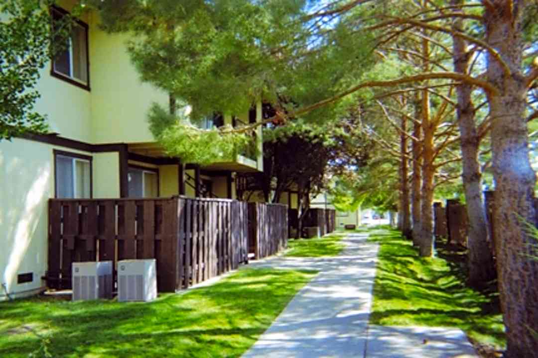 Griffin House Apartments 1134 S Nevada St Carson City Nv Apartments For Rent Rent Com