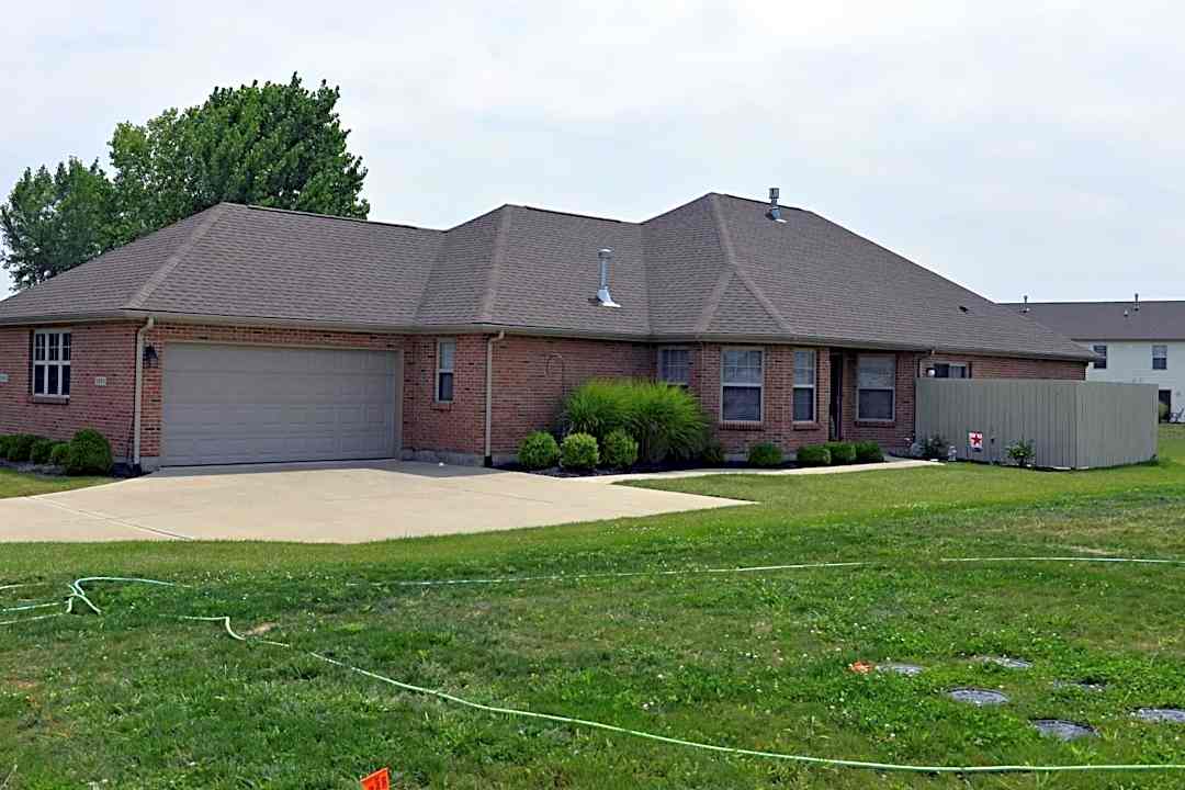 laurel creek apartments townhomes 997 n market st troy oh apartments for rent rent com