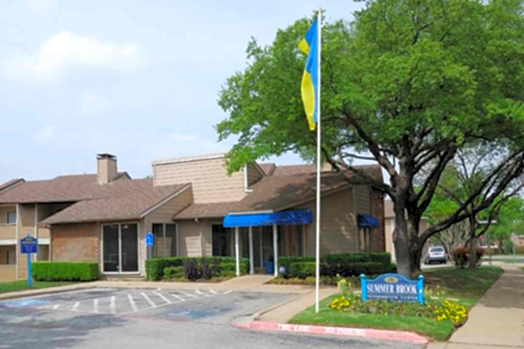 Blakely 1908 Randy Snow Rd Arlington Tx Apartments For Rent Rent Com