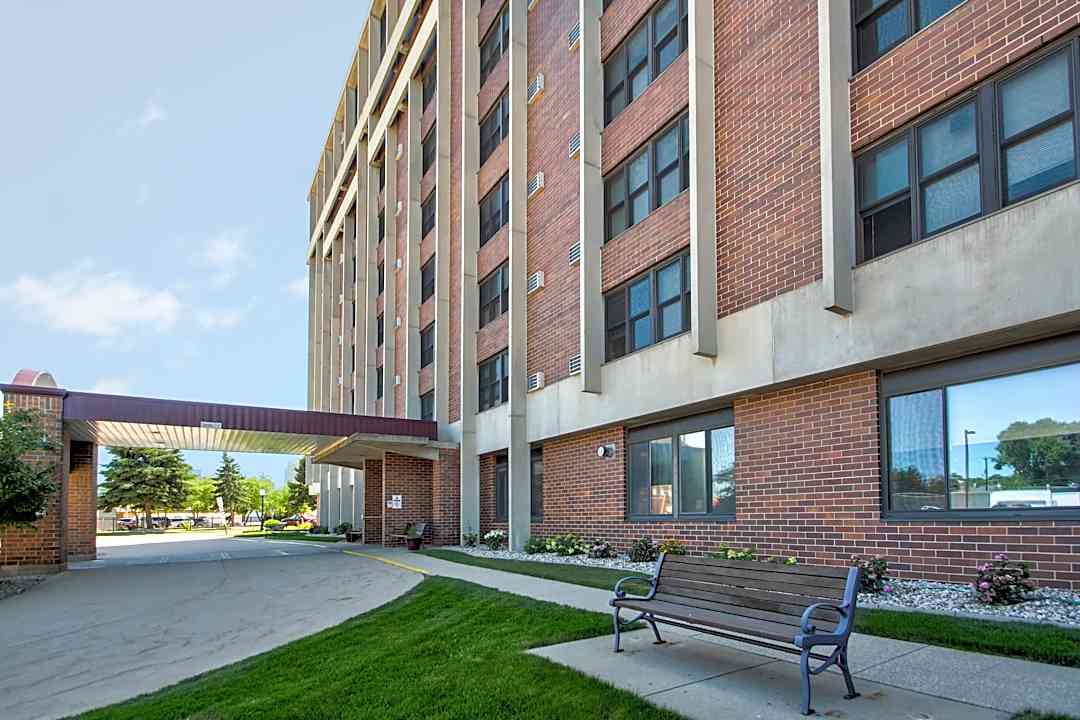 Oneida Heights 525 N Oneida St Appleton Wi Apartments For Rent Rent Com