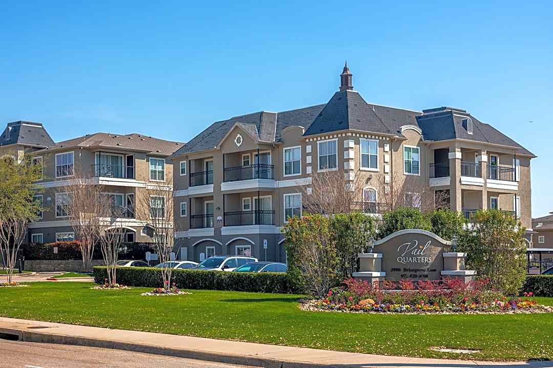 Vail Quarters 3900 Briargrove Ln Dallas Tx Apartments For Rent Rent Com