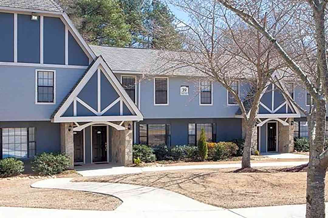 Amberlake Village 2906 Old Norcross Rd Duluth Ga Apartments For Rent Rent Com