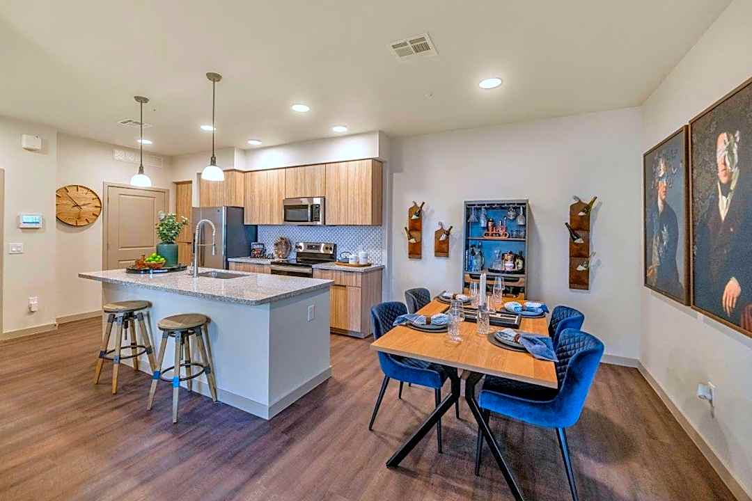 grayson place 1499 n 159th ave goodyear az apartments for rent rent com