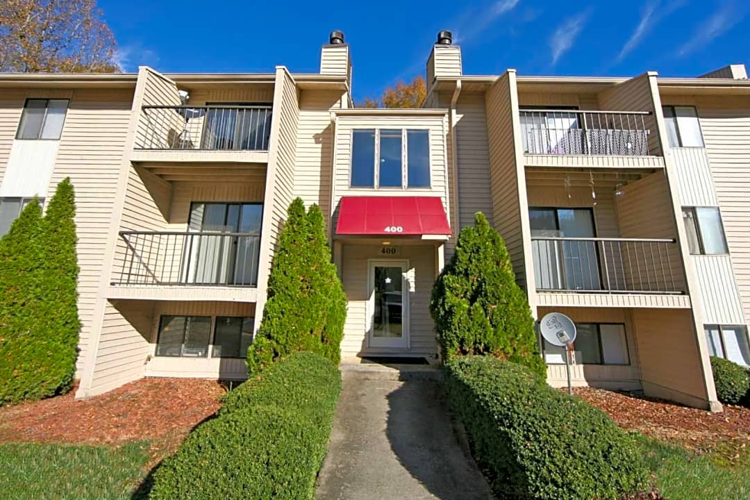 Country Club Apartments - 2479 Country Club Rd | Spartanburg, SC Apartments  for Rent | Rent.