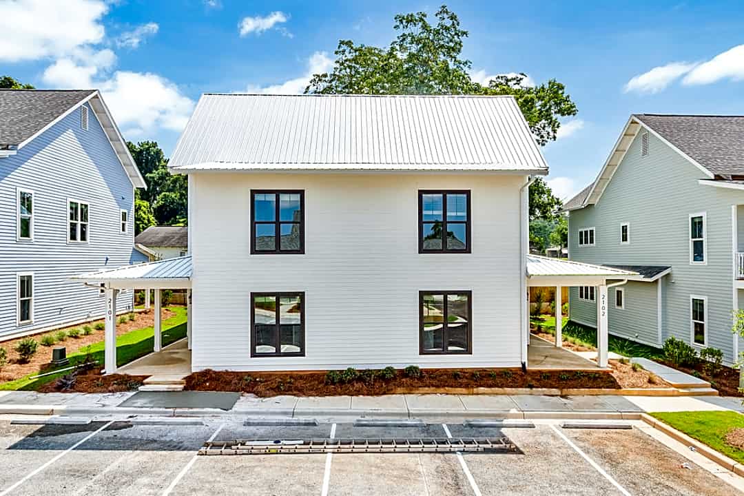 The Avenue Auburn 600 N Gay Street Auburn Al Apartments For Rent Rent Com