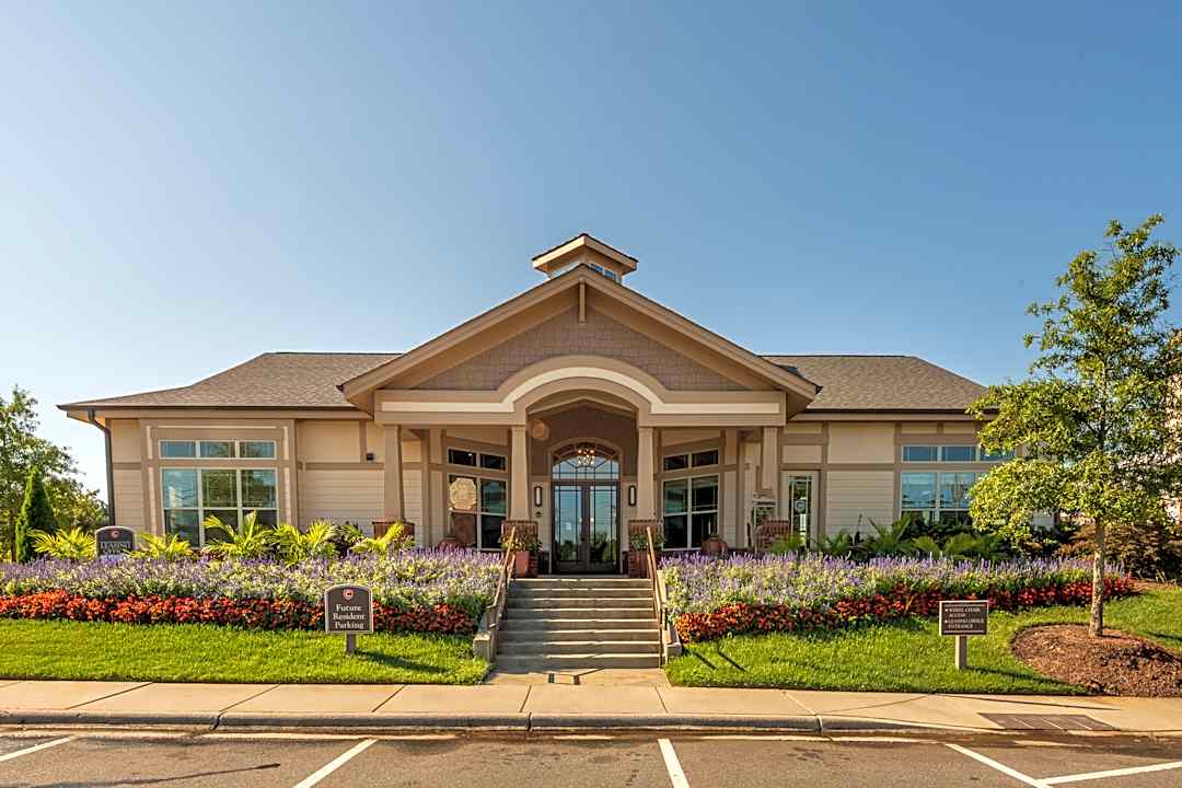 The Crest At Brier Creek Apartments 6450 Viewpointe Cir Raleigh Nc Apartments For Rent Rent Com