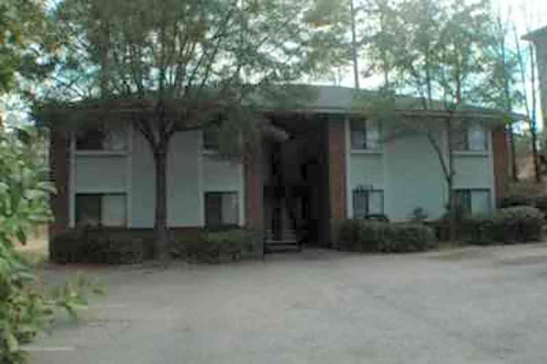 regency village 2810 1 2 thomas lane augusta ga apartments for rent rent com