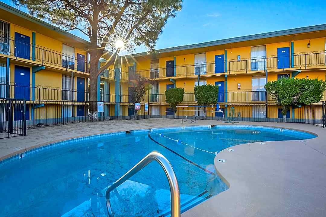 Abq Elevate 1001 Louisiana Blvd Ne Albuquerque Nm Apartments For Rent Rent Com