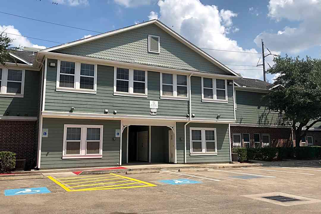 58  Bailey tx apartments Interior Design