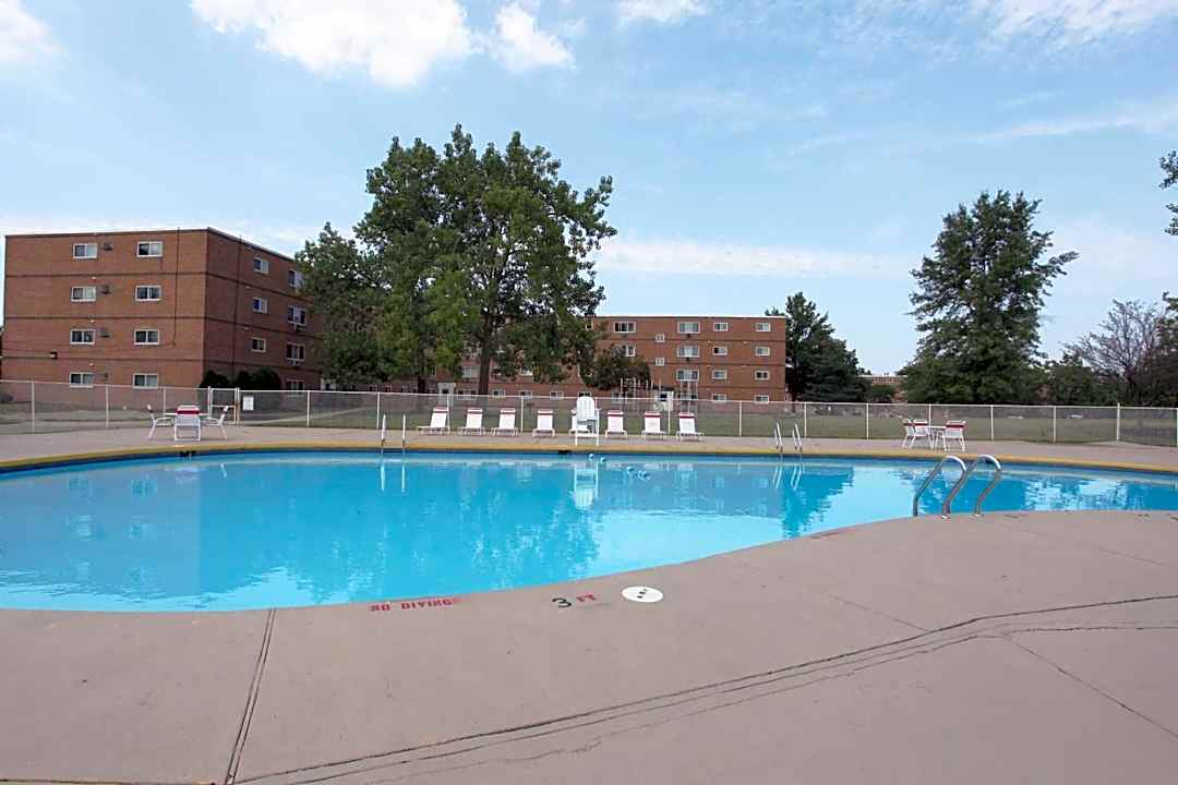 dorchester village 137 chestnut ln cleveland oh apartments for rent rent com