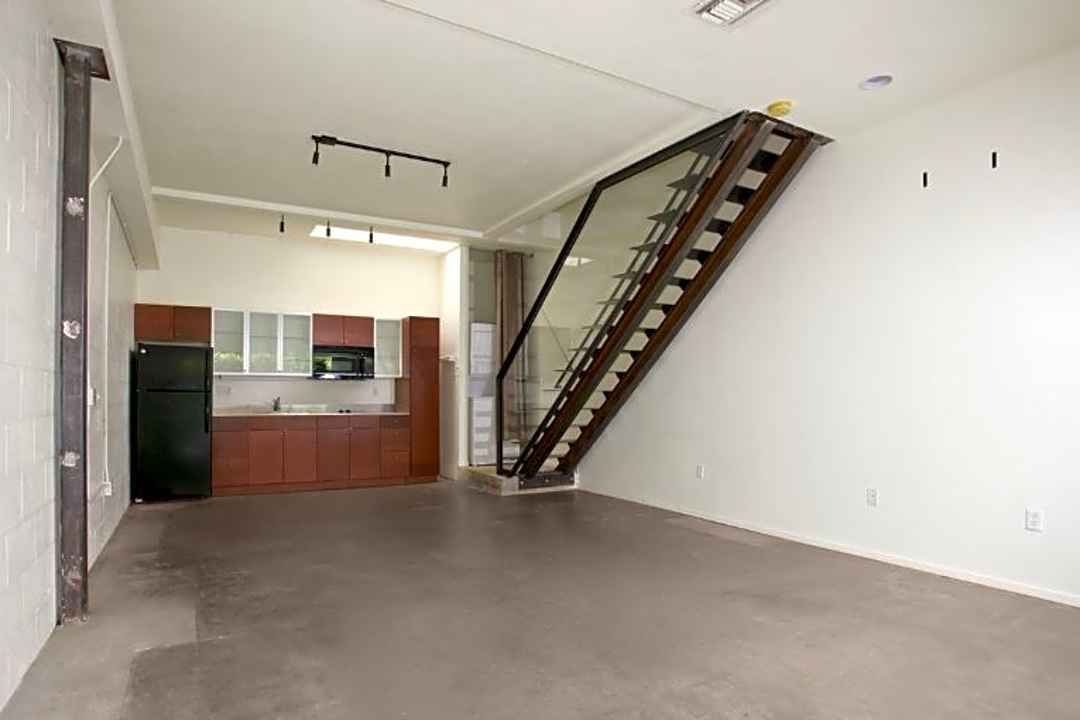 K Lofts 2604 B Street San Diego Ca Apartments For Rent Rent Com