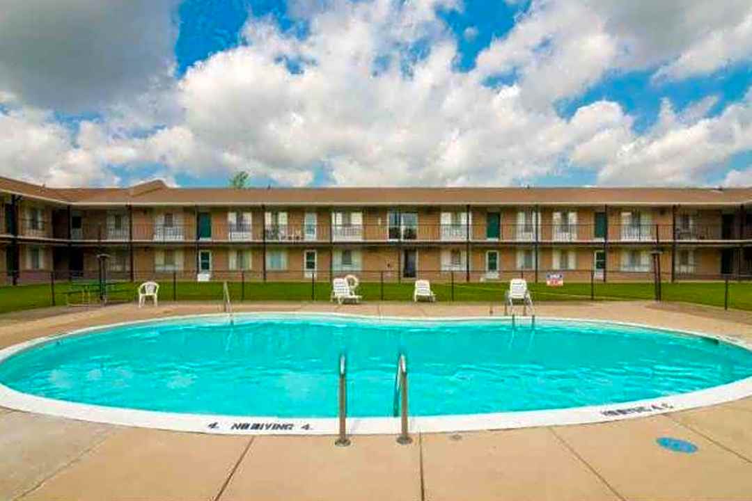 huntington club apartments 28801 imperial dr warren mi apartments for rent rent com