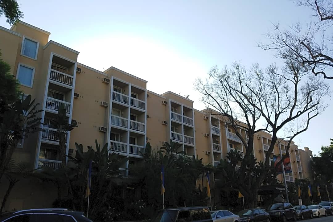 westwood village apartments fresno