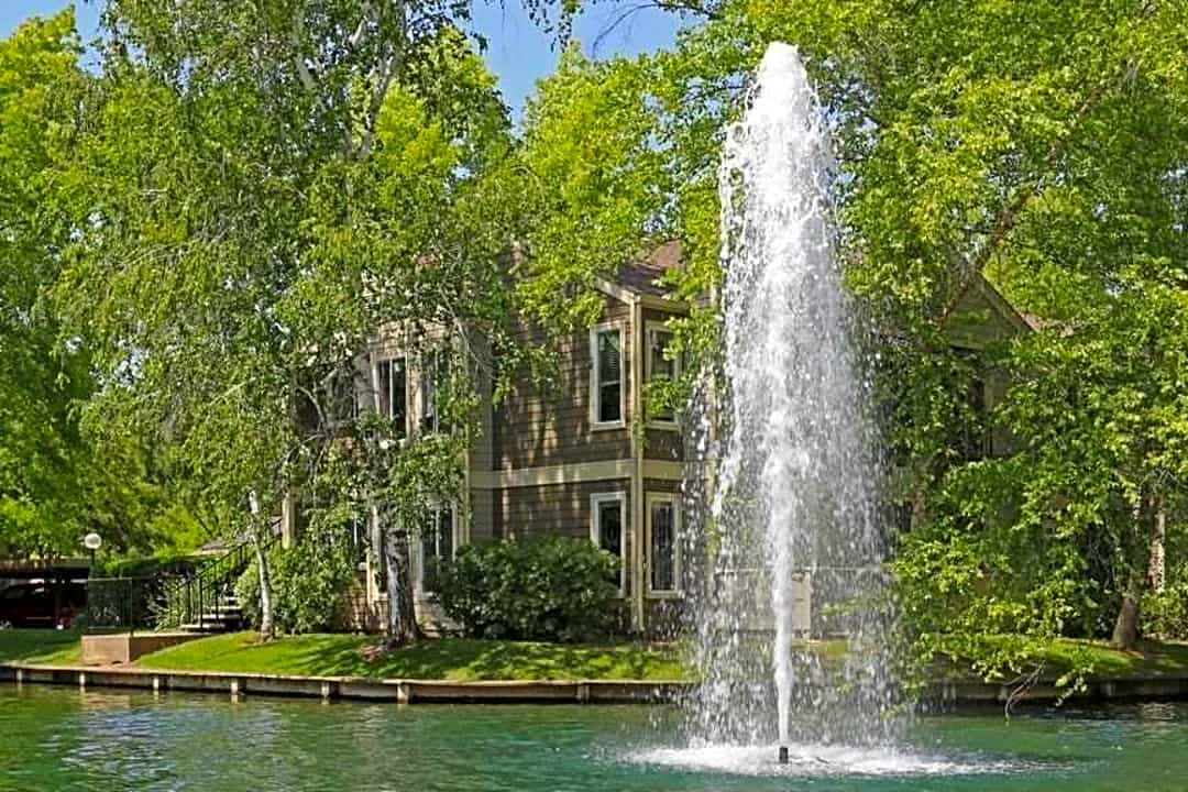 Harbor Oaks Luxury Apartments - 2227 River Plaza Dr Sacramento Ca Apartments For Rent Rentcom