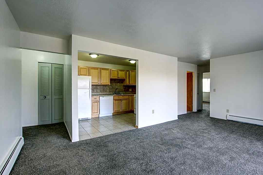 Adrian Manor Apartments 1401 W Maple Ave Adrian Mi Apartments For Rent Rent Com